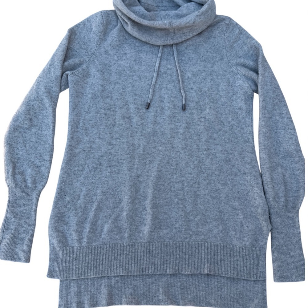 100% Cashmere Cozy Gray Turtleneck Sweater